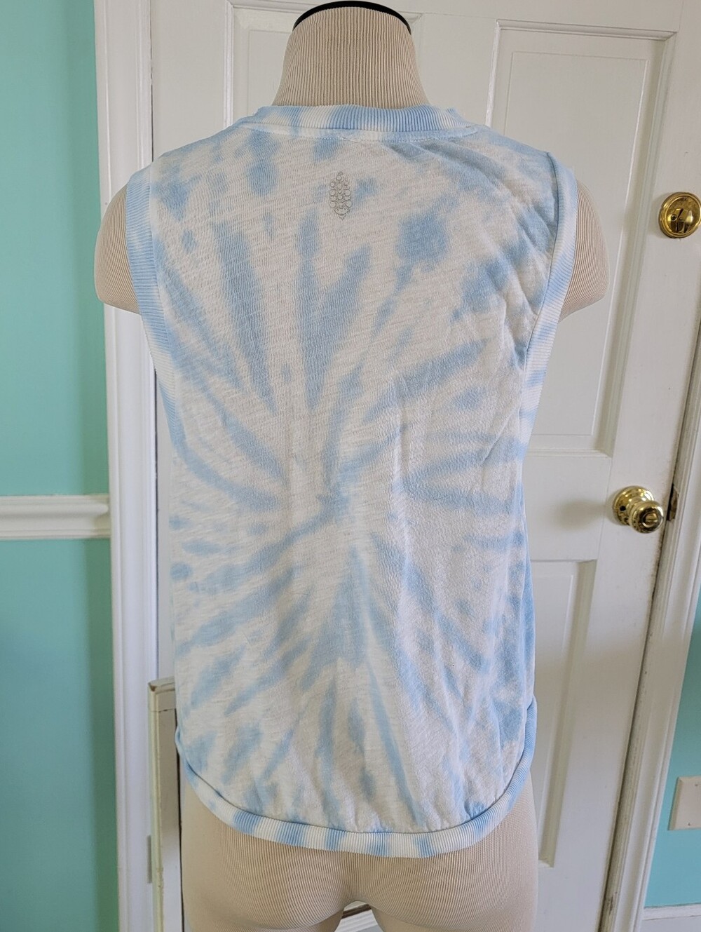 Free People Movement Tank - Picture 3 of 7